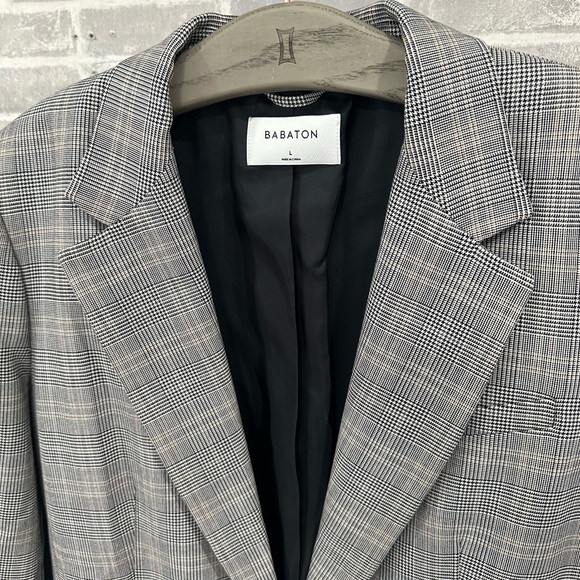 Babaton Gray Plaid Blazer - Picture 4 of 4
